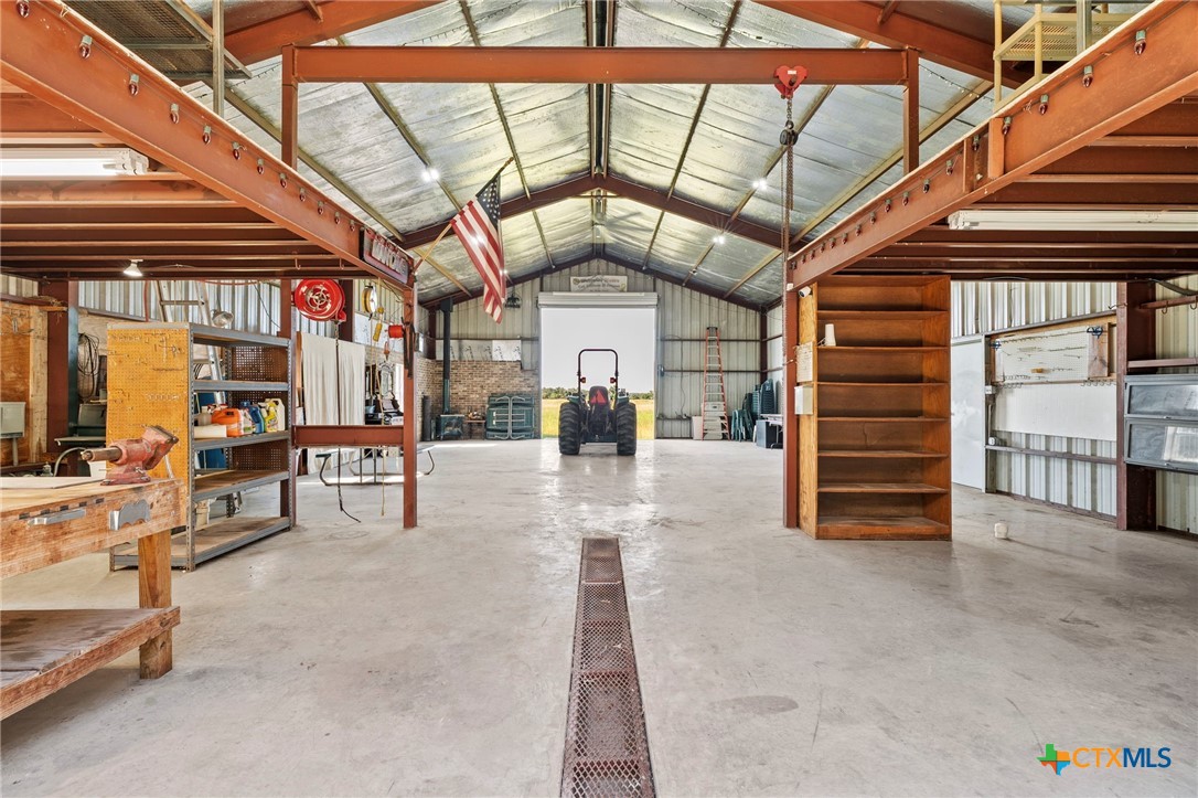 main property photo 37