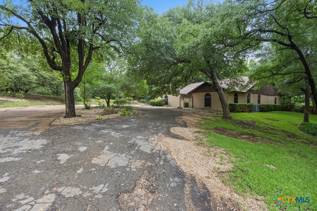 main property photo 36