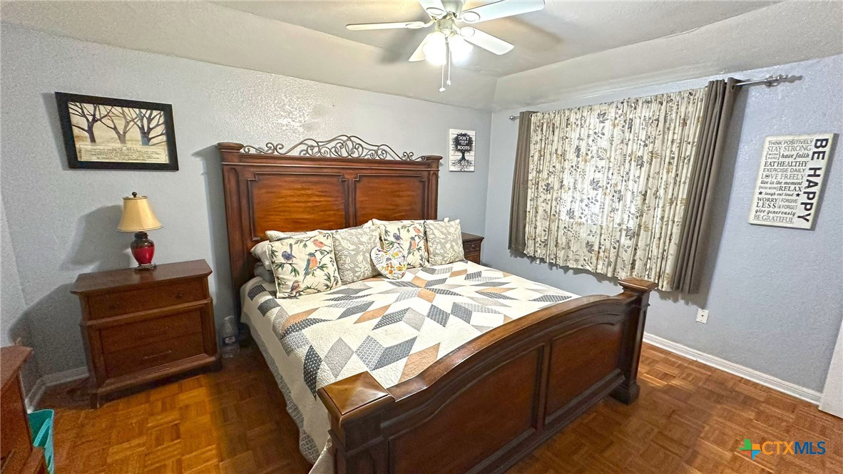 main property photo 14