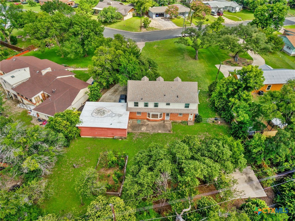 main property photo 33