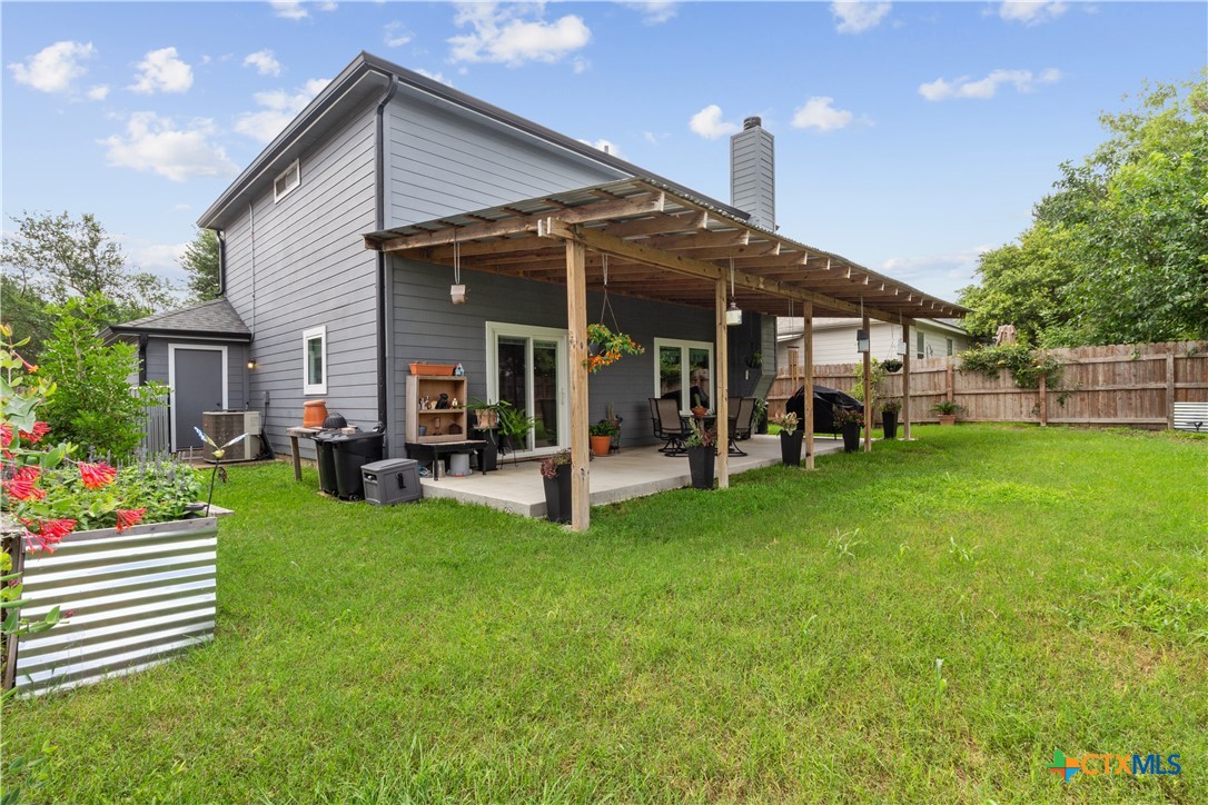 main property photo 33