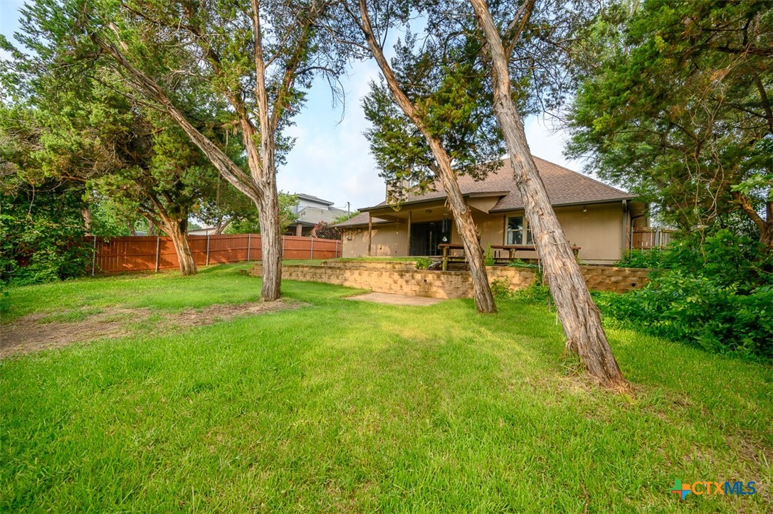 main property photo 29