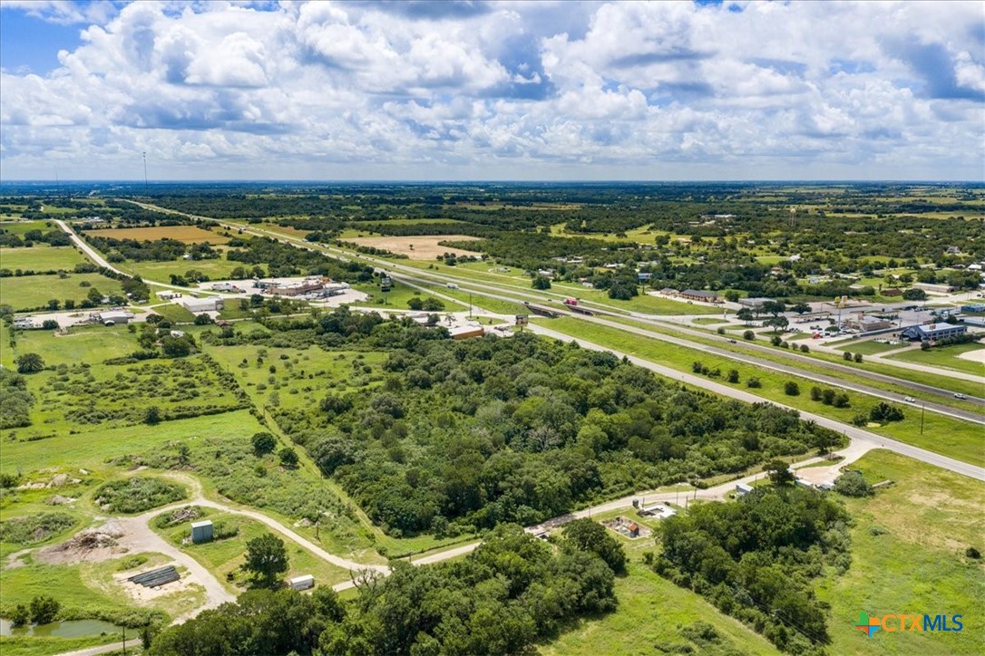 main property photo 11