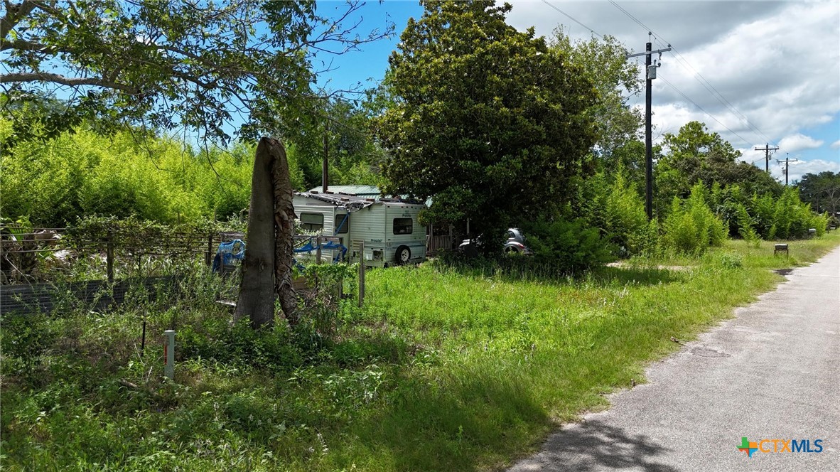 main property photo 22