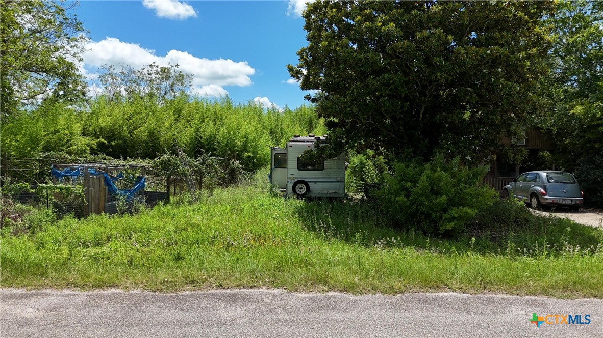 main property photo 8
