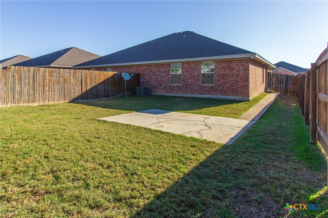 main property photo 22