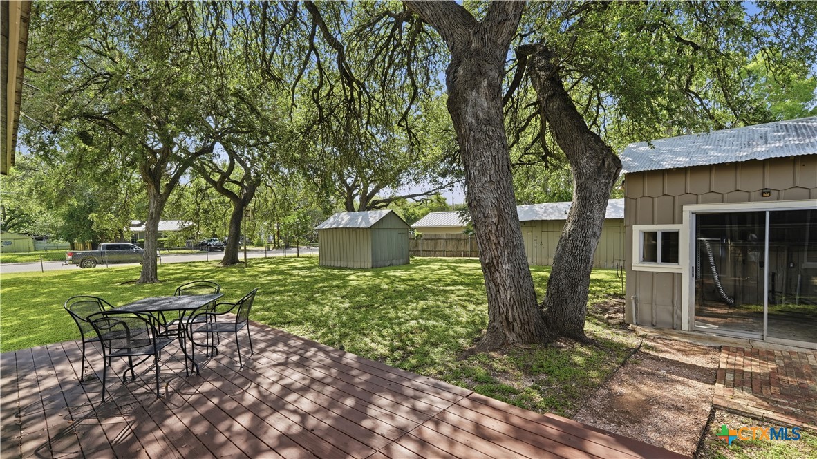 main property photo 39