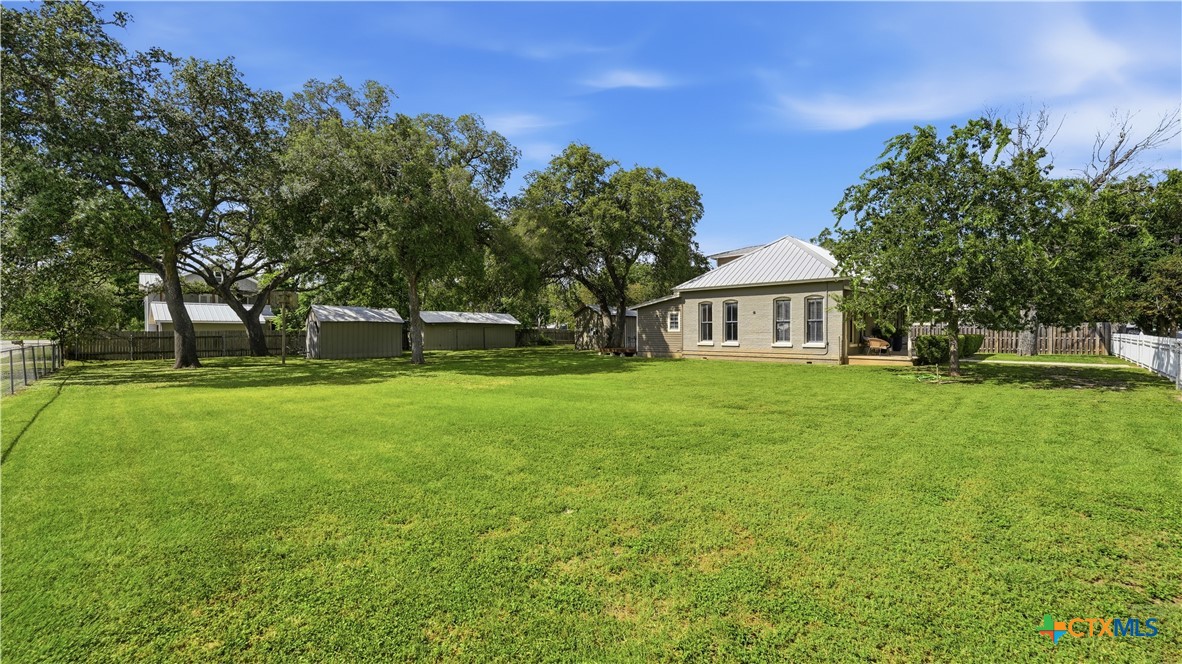main property photo 43