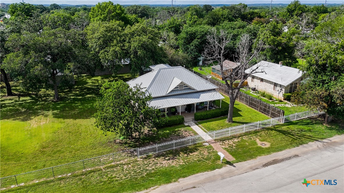 main property photo 46