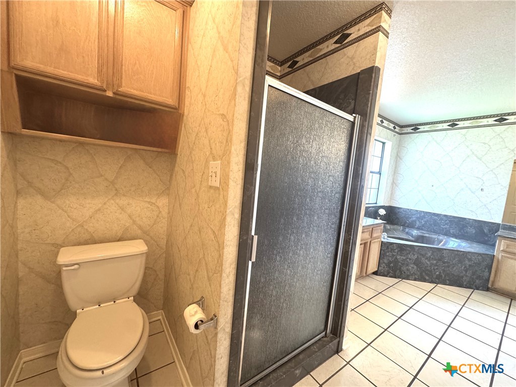 main property photo 16