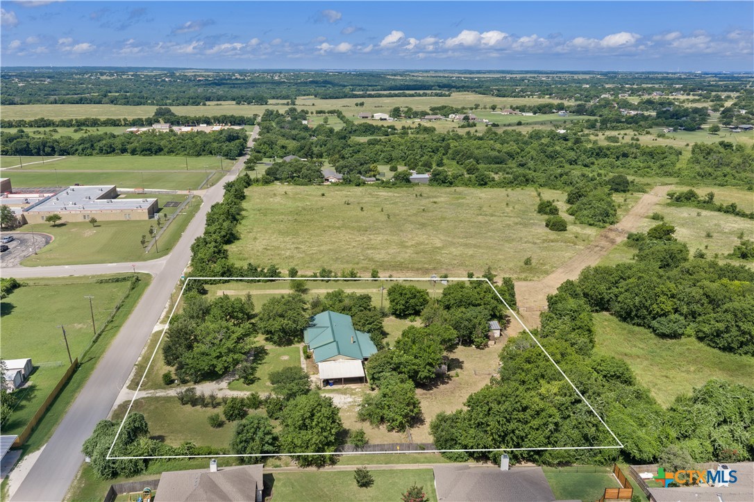 main property photo 2
