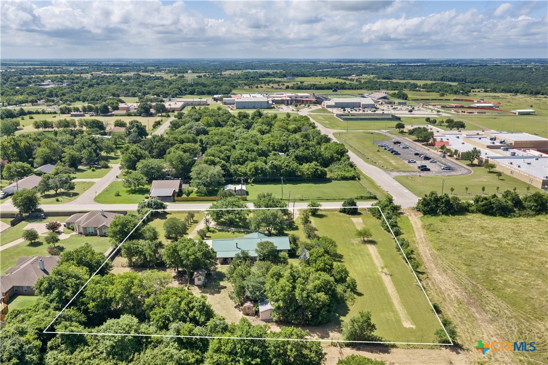 main property photo 3