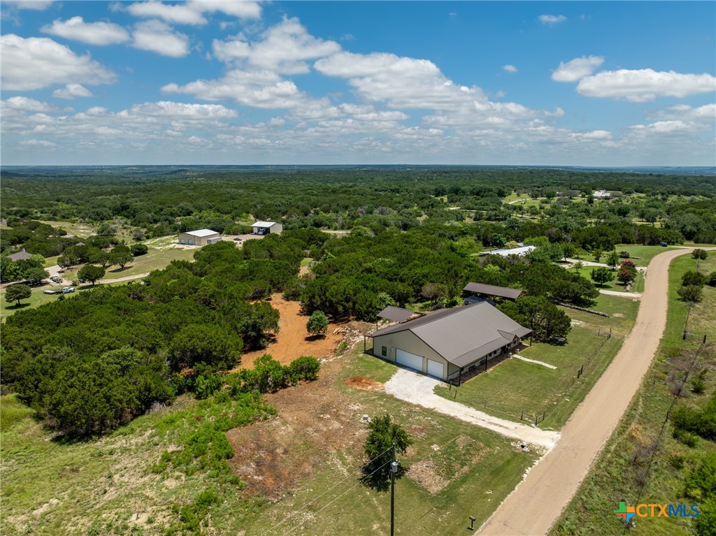 main property photo 40