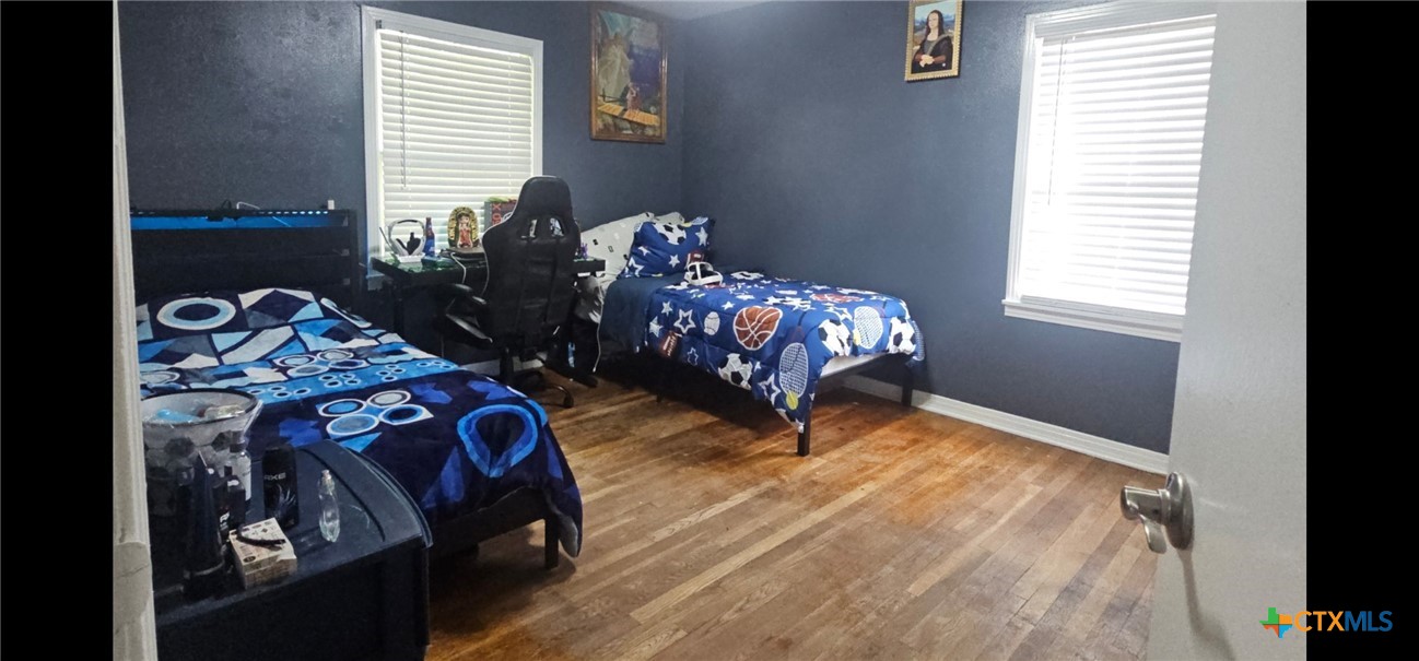 main property photo 12