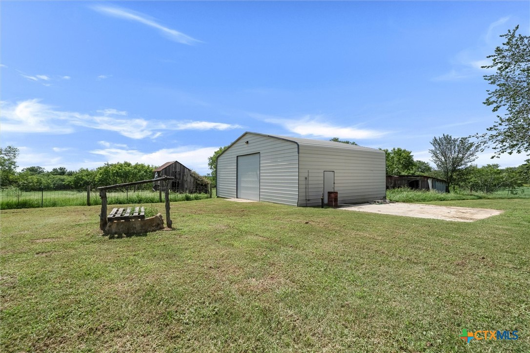 main property photo 31
