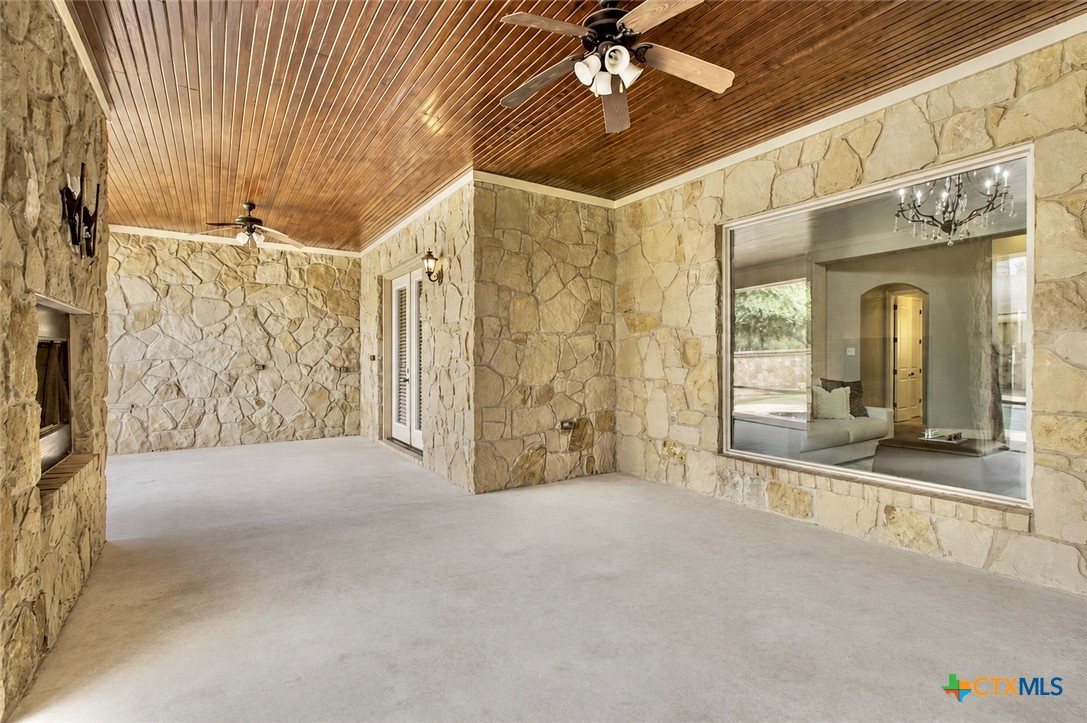 main property photo 38