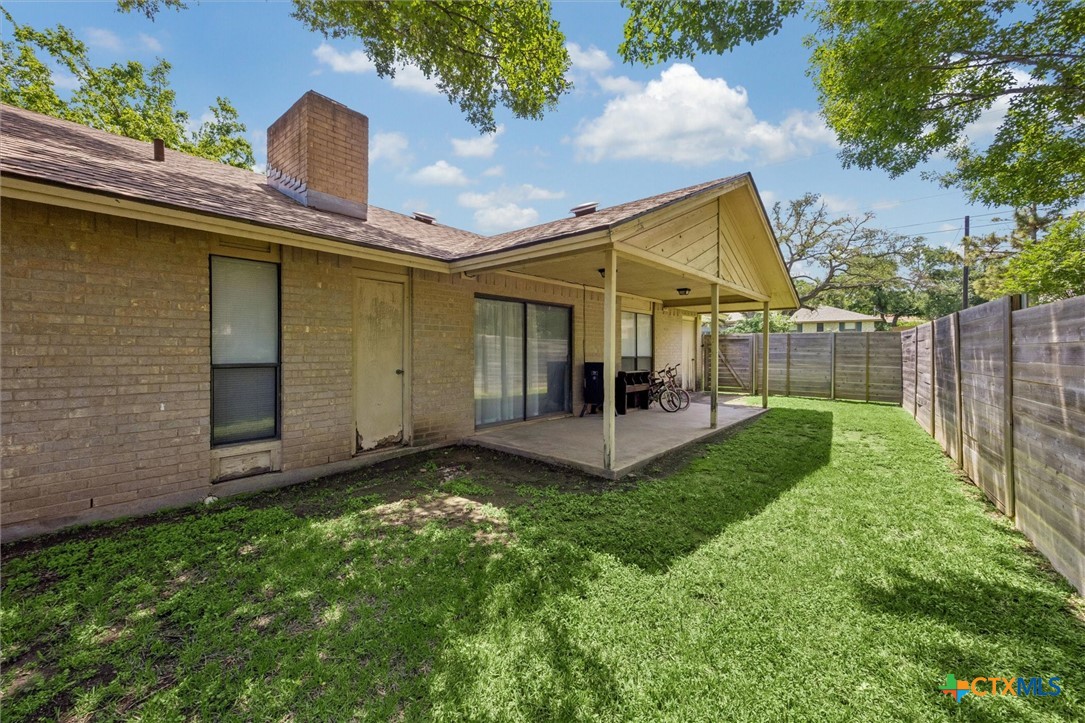 main property photo 22