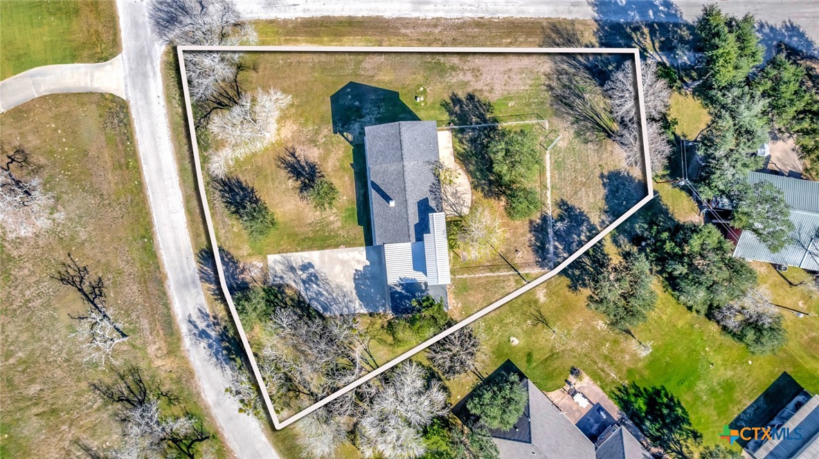 main property photo 45