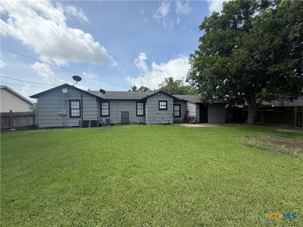 main property photo 14
