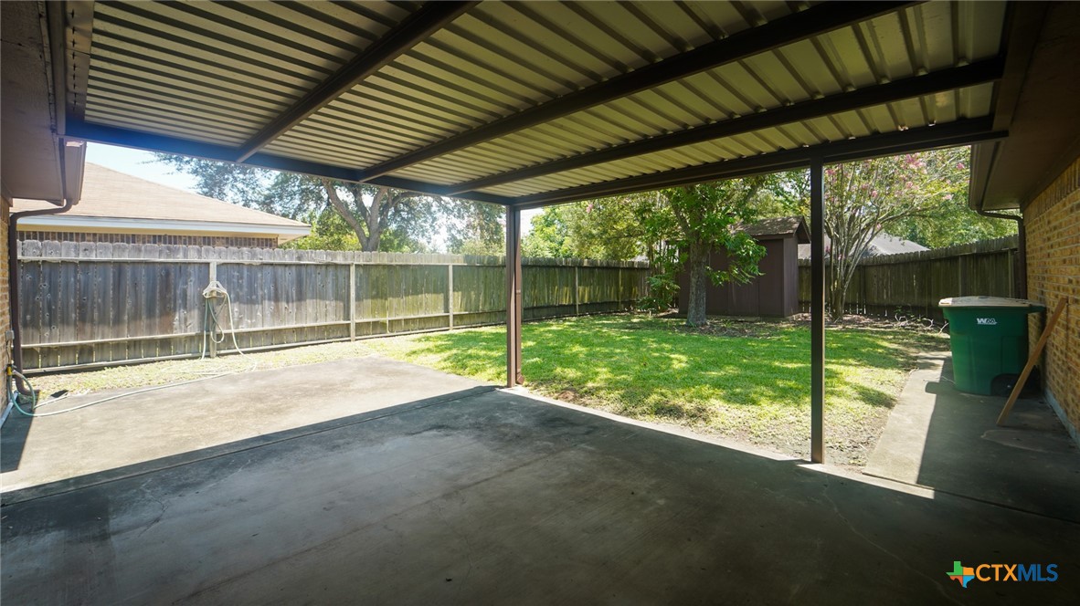 main property photo 12