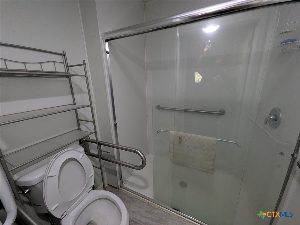 main property photo 11