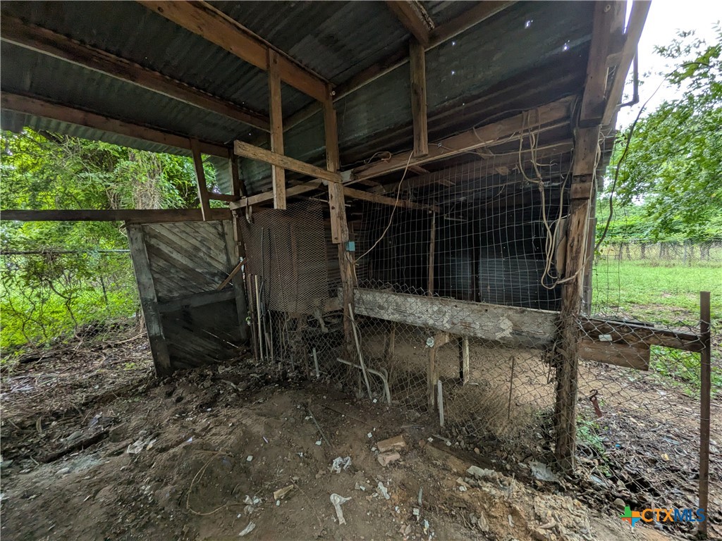 main property photo 22