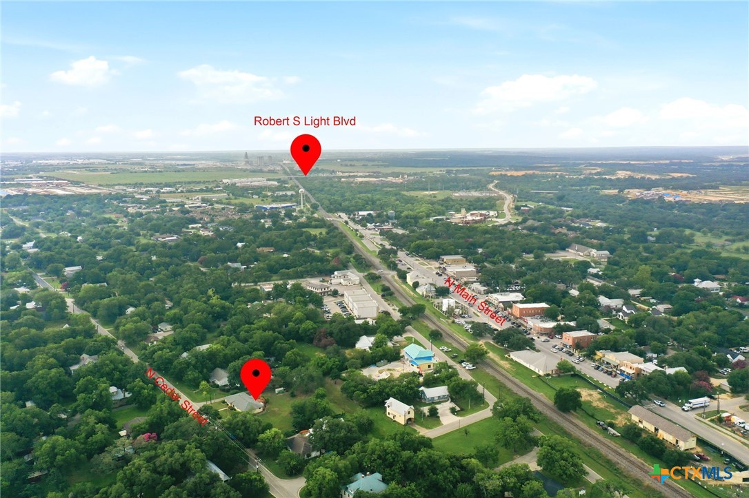 main property photo 22