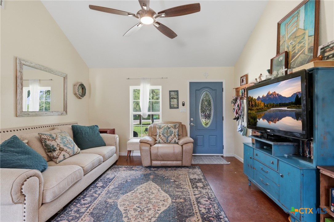main property photo 10