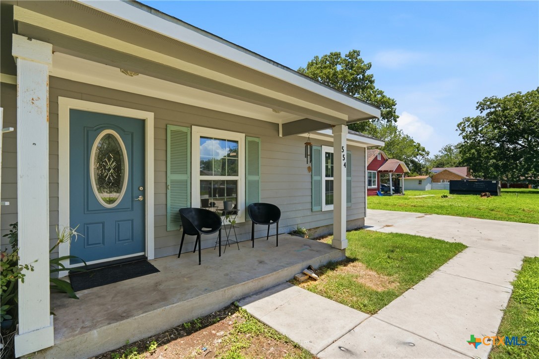 main property photo 6