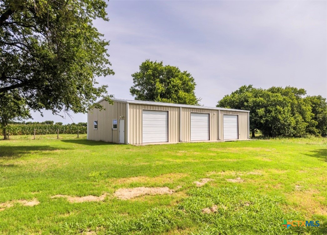 main property photo 13