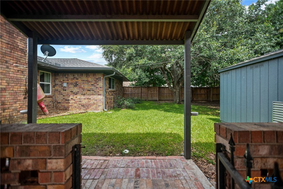 main property photo 30