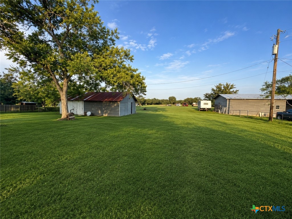main property photo 14