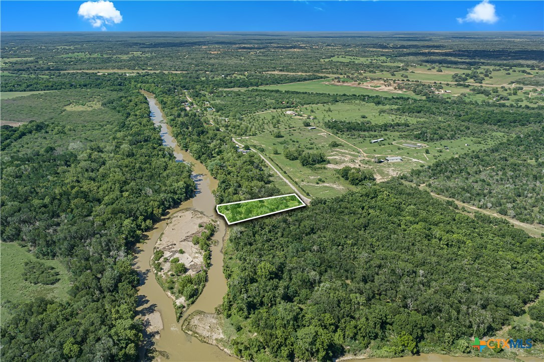 main property photo 6