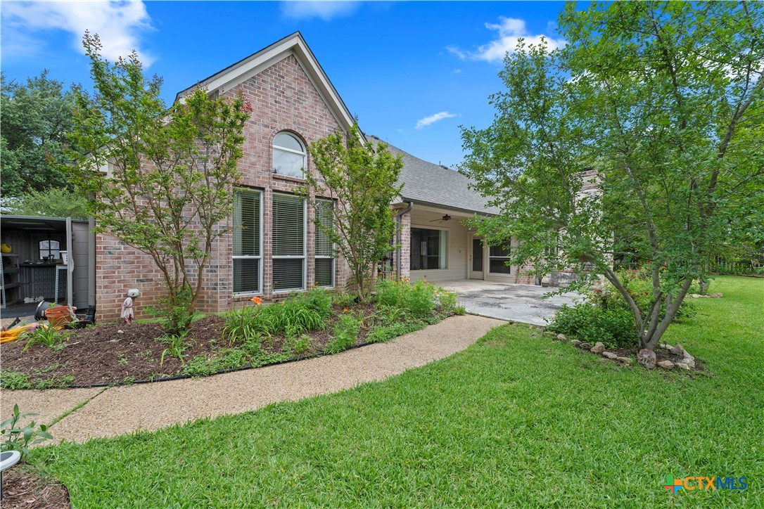 main property photo 21