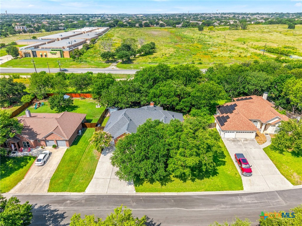 main property photo 46