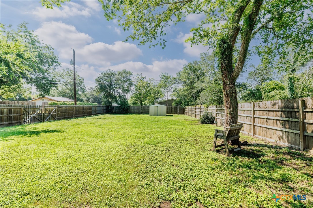 main property photo 8