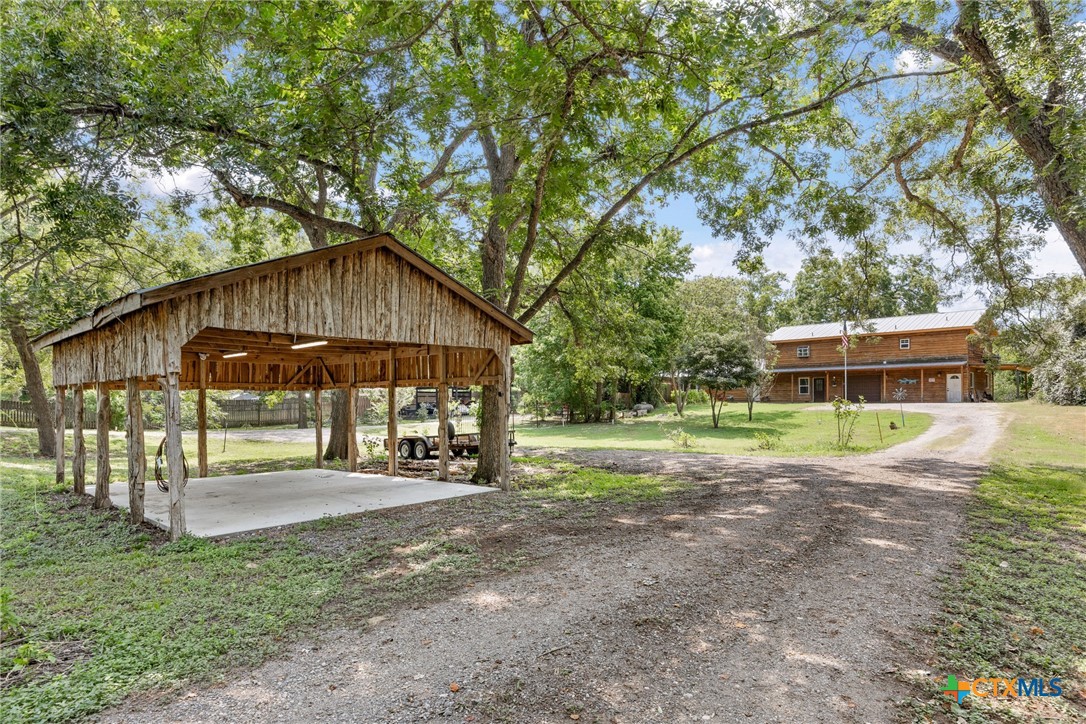 main property photo 6