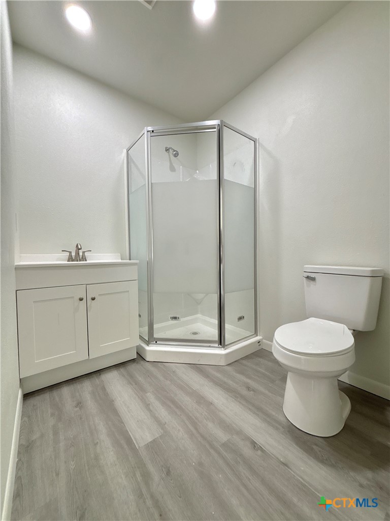 property viewer photo 15