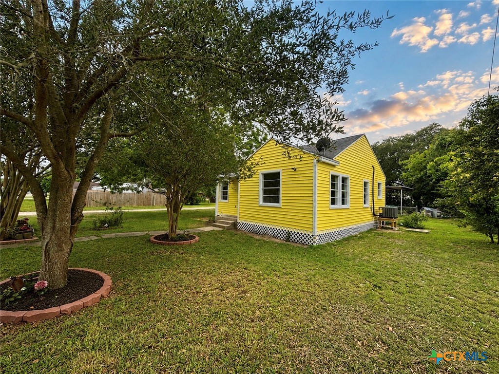 property viewer photo 2