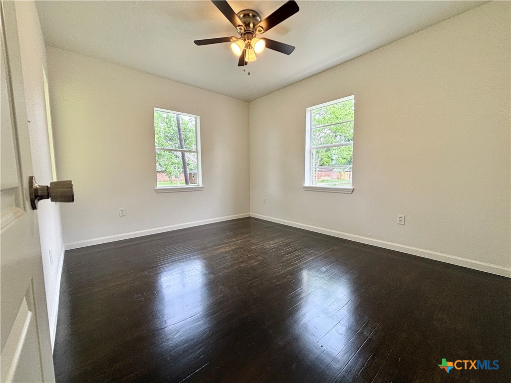 property viewer photo 9