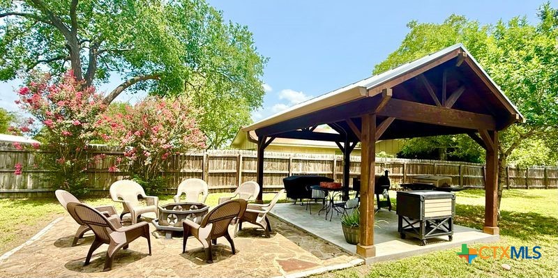 main property photo 41