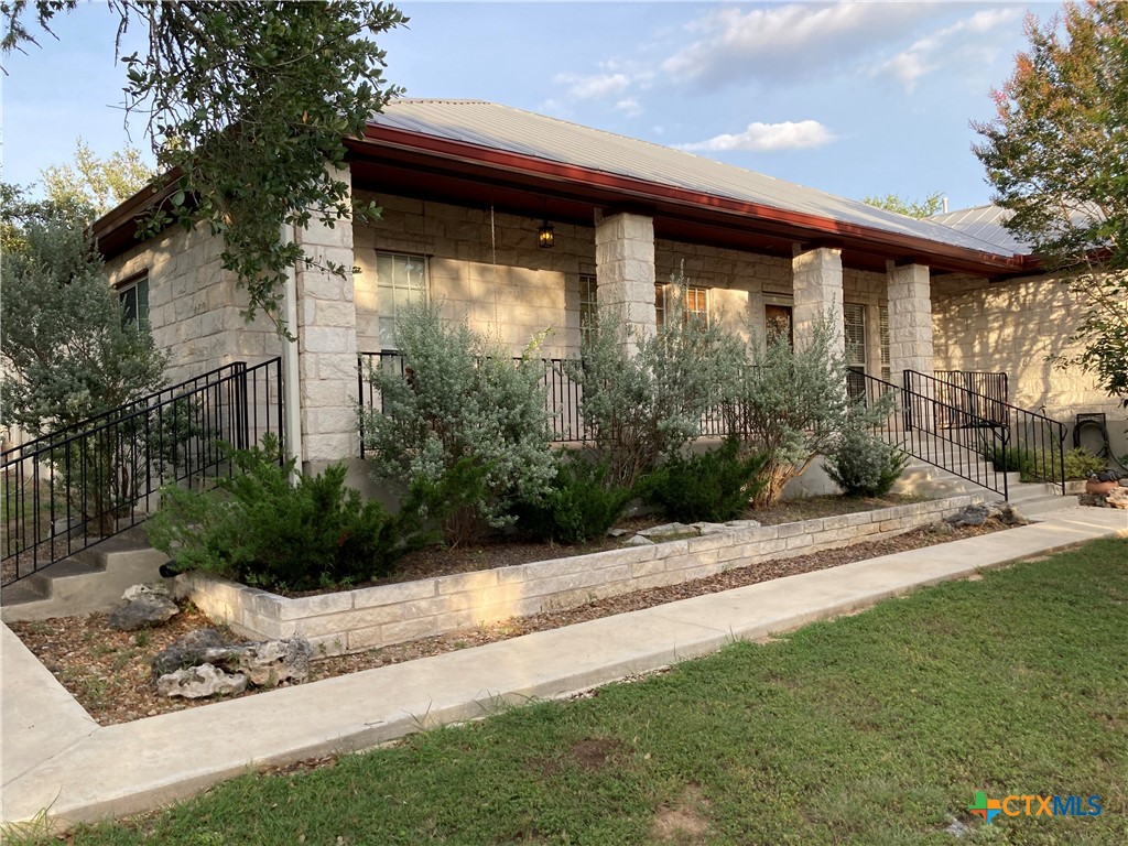 main property photo 37