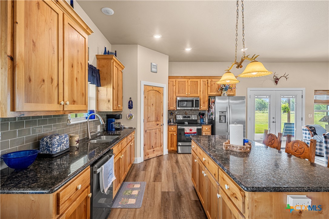 main property photo 4