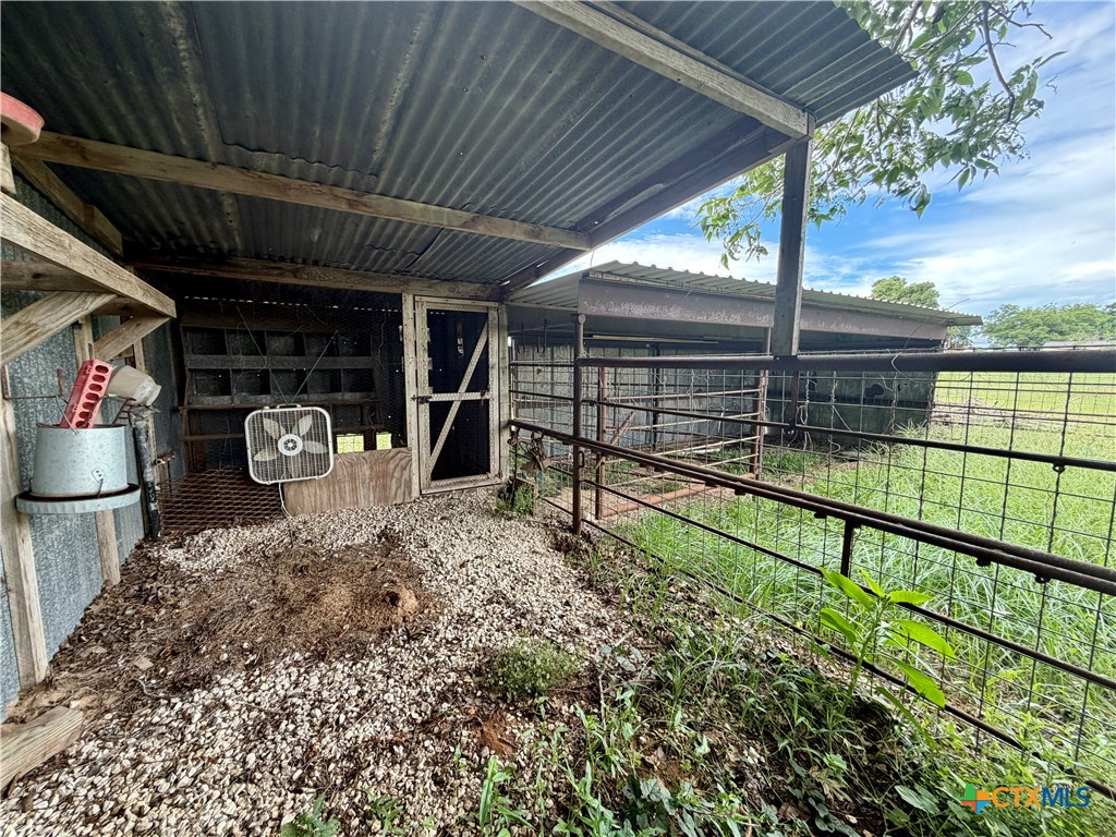 main property photo 33