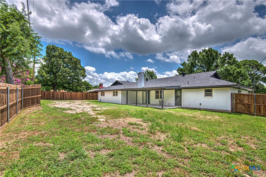 main property photo 43