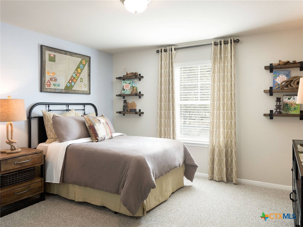 main property photo 10