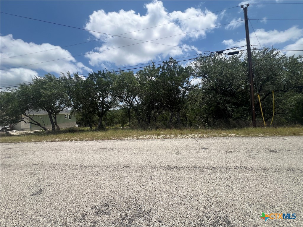main property photo 10
