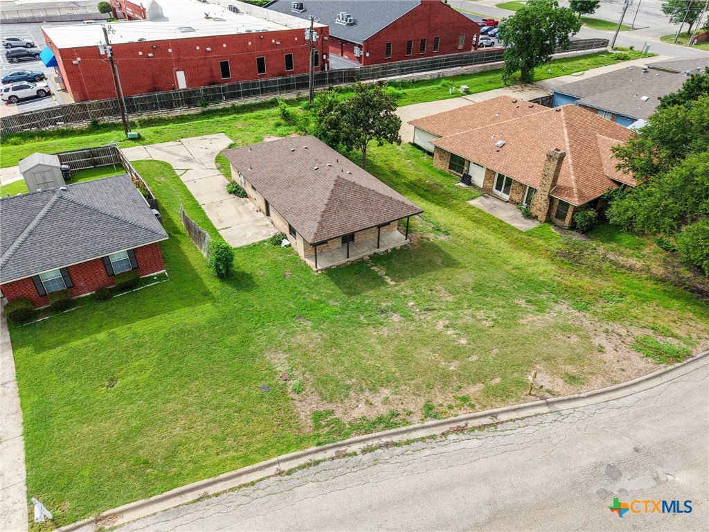 main property photo 22