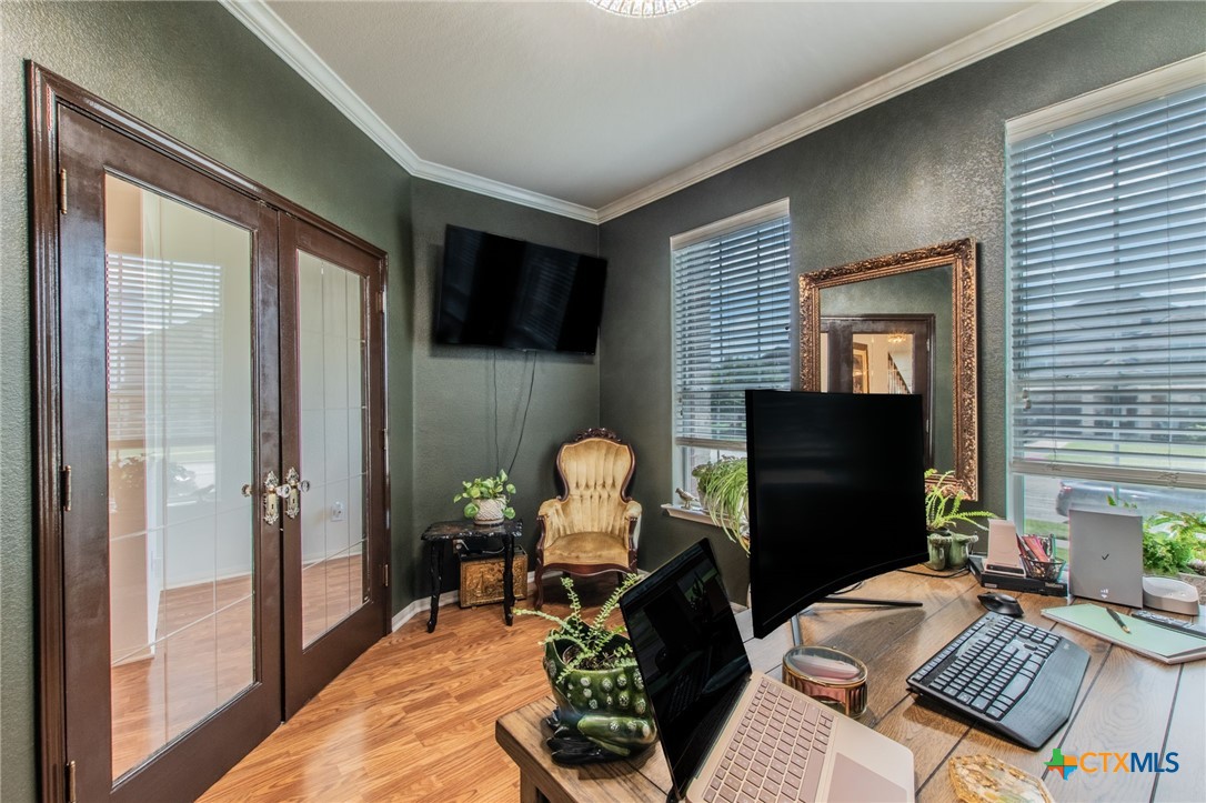main property photo 29