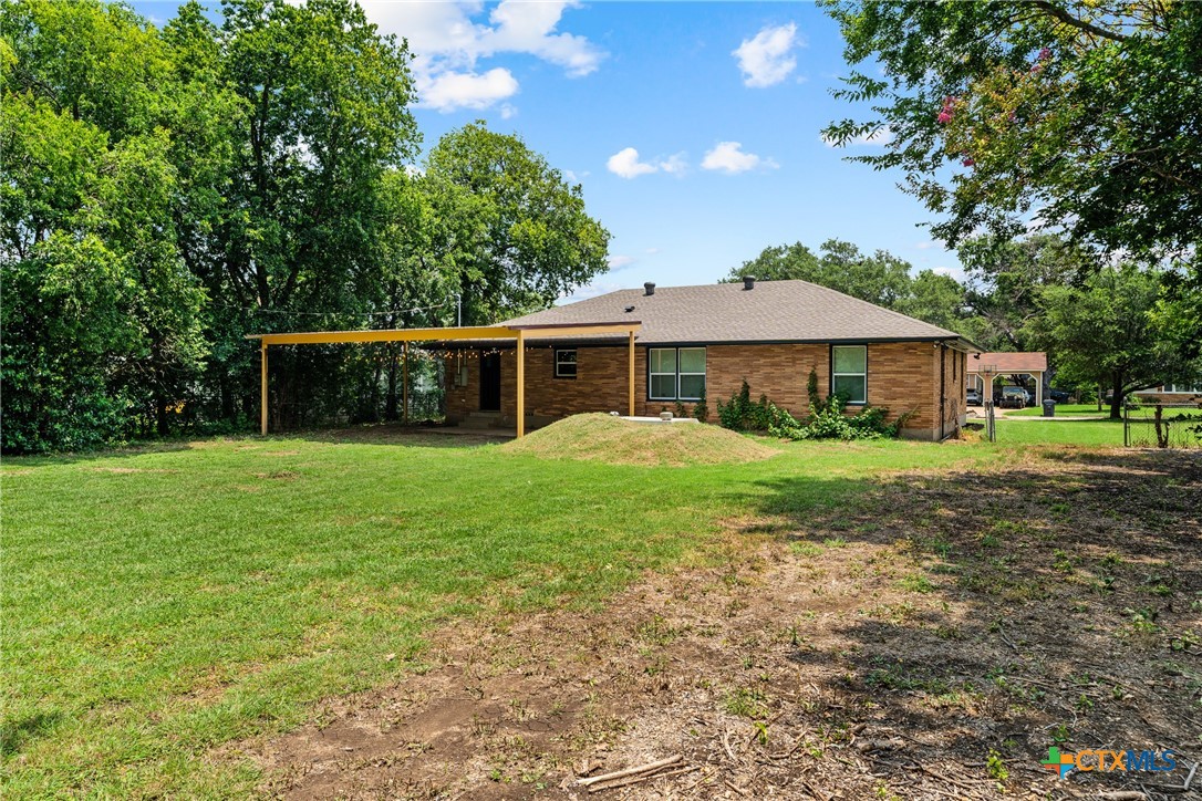 main property photo 35
